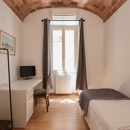 Casa Cecilia A Monti Apartment Рим Екстериор снимка