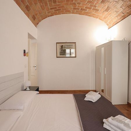 Casa Cecilia A Monti Apartment Рим Екстериор снимка